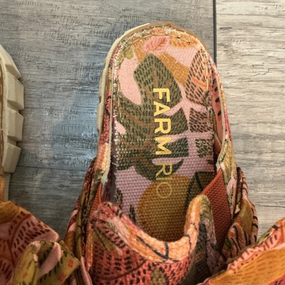 Farm Rio Summer Dream Mule Sneaker Floral Print with Bow Accent sz 7 - Picture 4 of 8